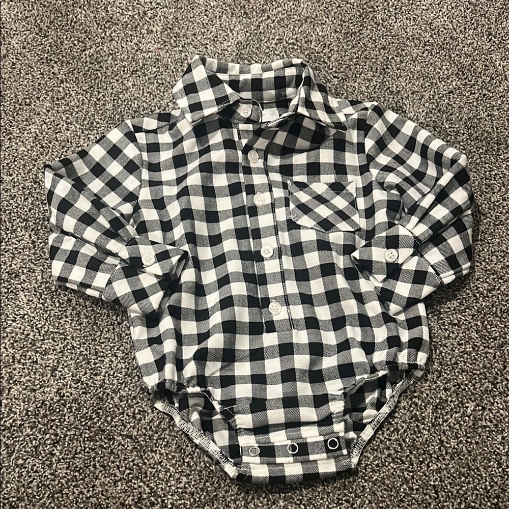 SweetHoney Black and White Plaid Button Down Shirt